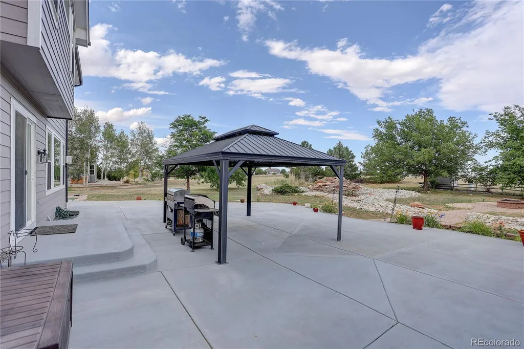 460 Columbine Drive Bennett CO 80102