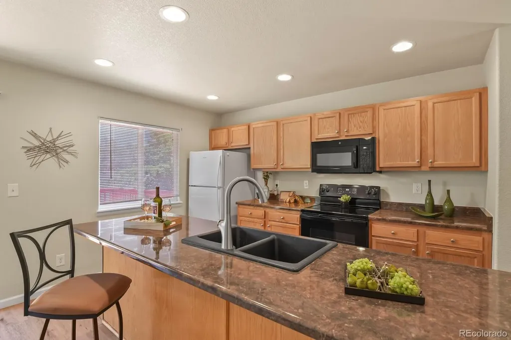 8737 W Floyd Drive Lakewood CO 80227