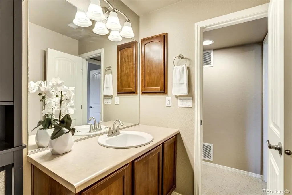 5958 Cumbre Vista Way Colorado Springs CO 80924