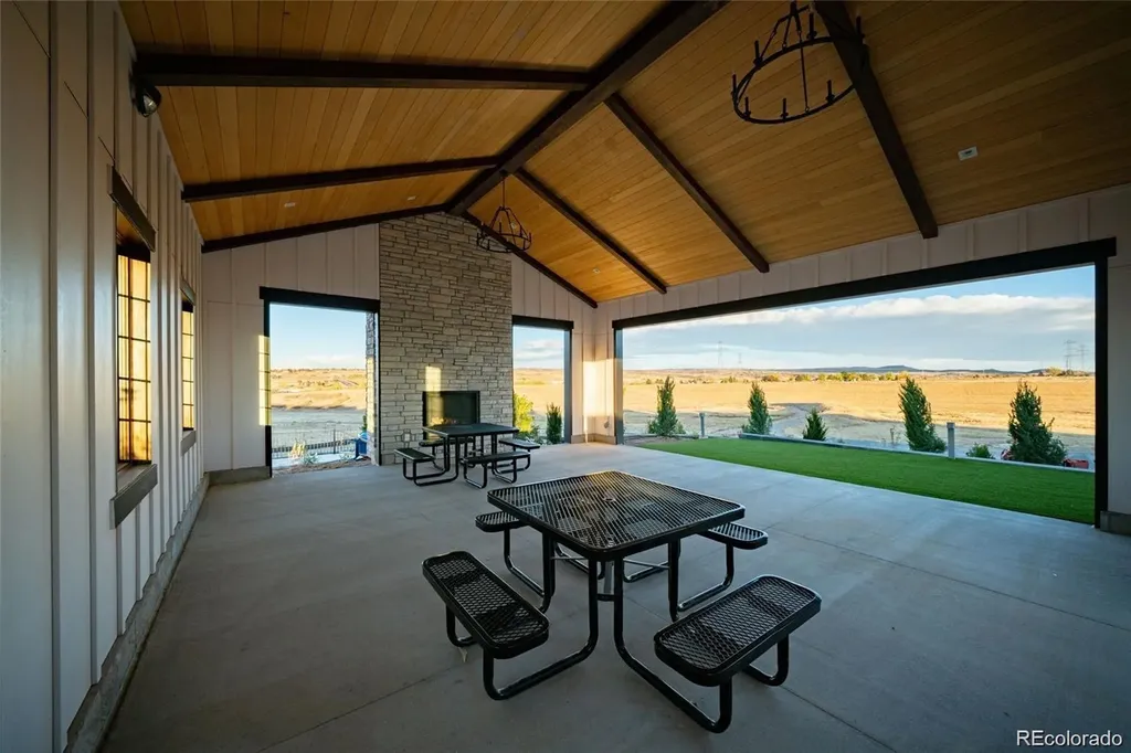7442 Whiteclover Trail Littleton CO 80125