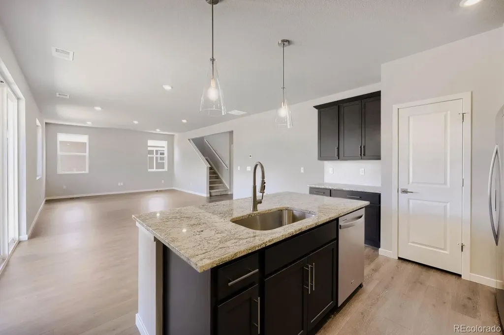 46431 Heritage Avenue Bennett CO 80102
