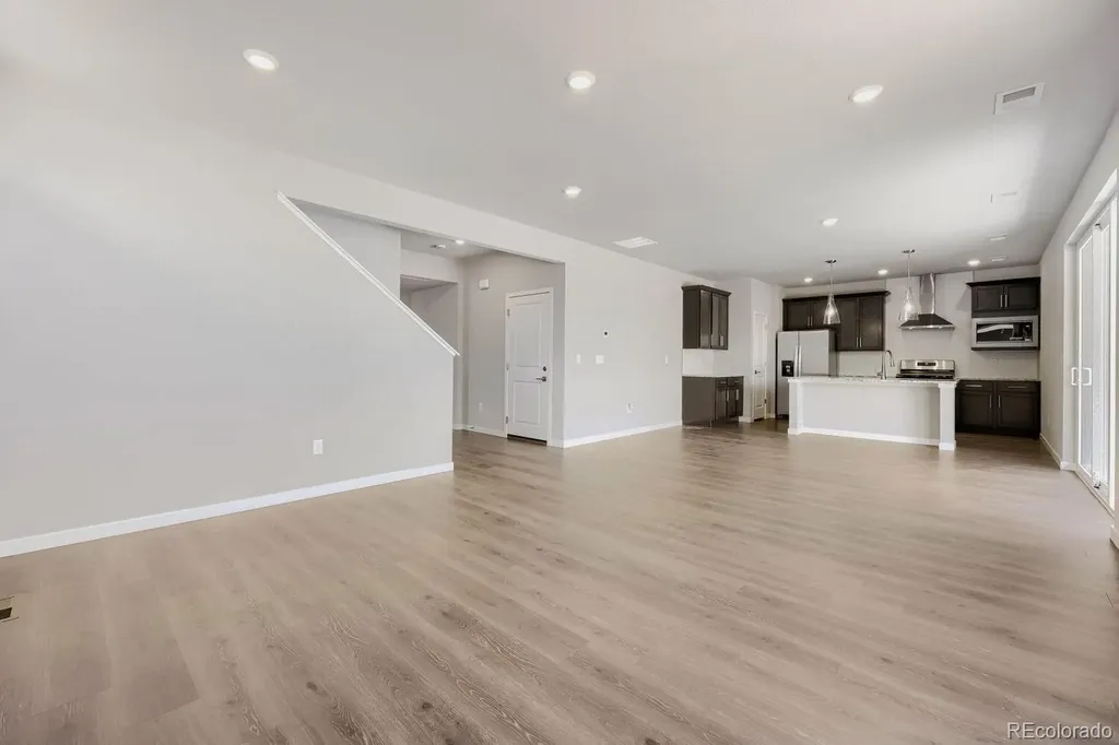 46431 Heritage Avenue Bennett CO 80102