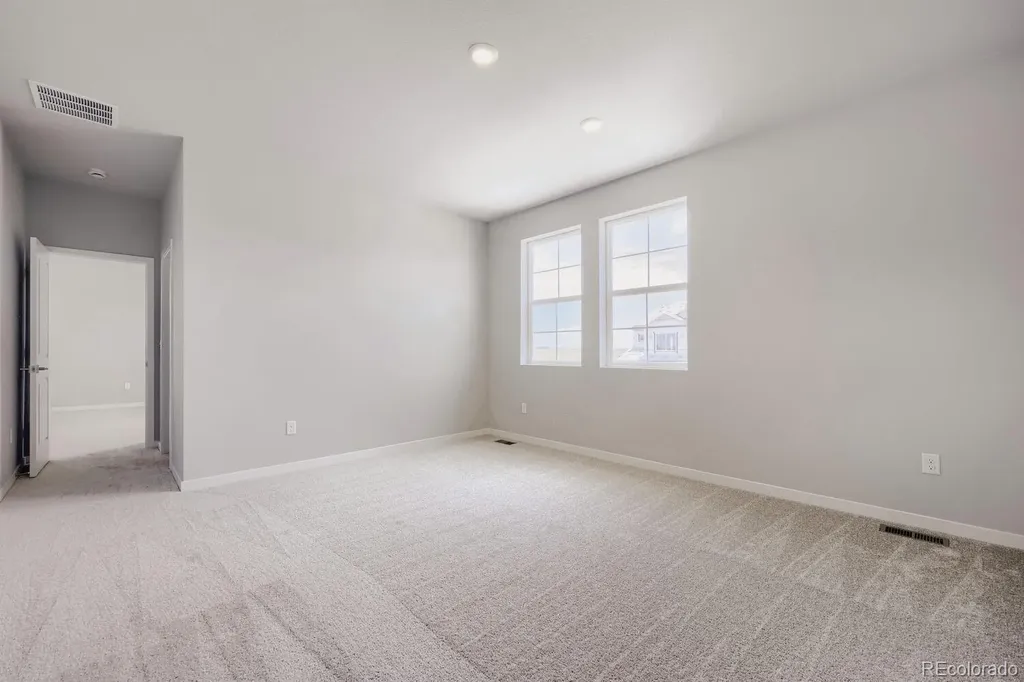 46431 Heritage Avenue Bennett CO 80102