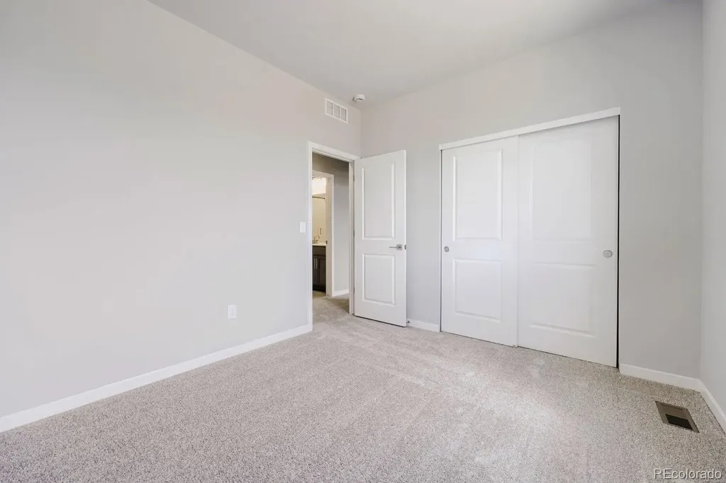 46431 Heritage Avenue Bennett CO 80102