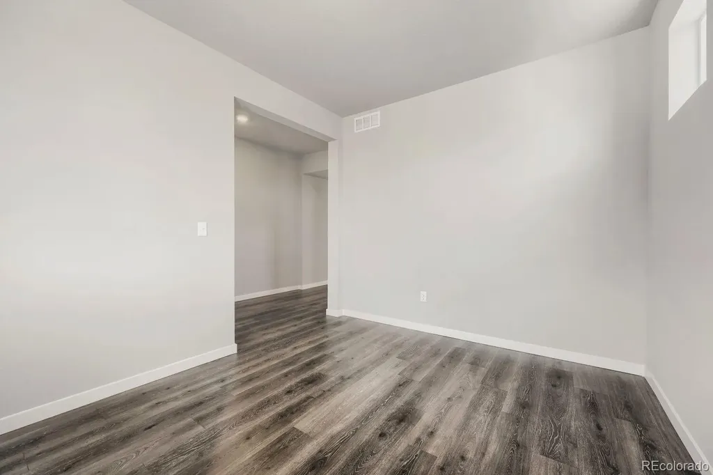 46431 Heritage Avenue Bennett CO 80102