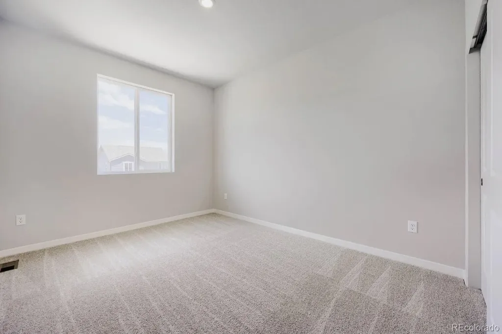 46431 Heritage Avenue Bennett CO 80102