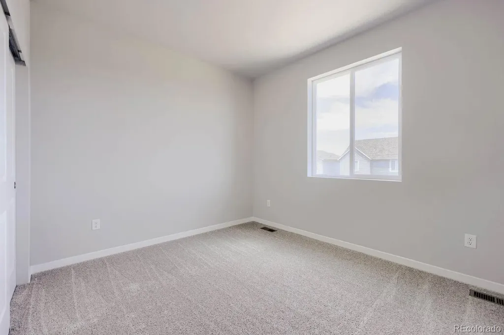 46431 Heritage Avenue Bennett CO 80102
