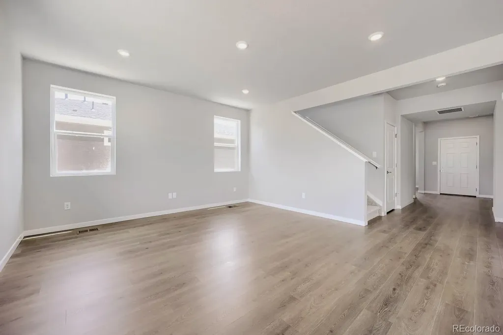 46431 Heritage Avenue Bennett CO 80102
