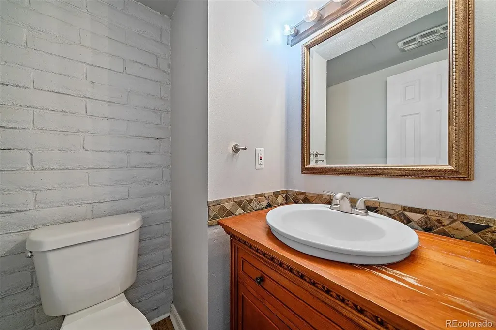 7404 S Zephyr Court Littleton CO 80128