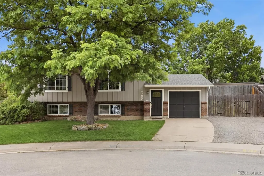 4752 S Field Street Littleton CO 80123