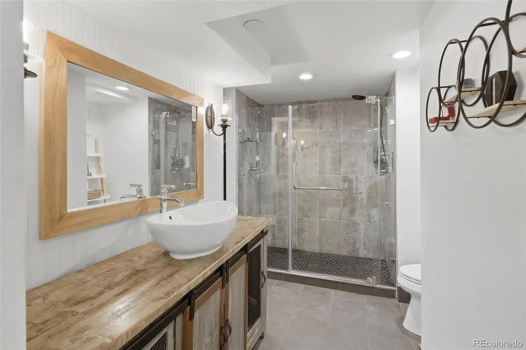 4752 S Field Street Littleton CO 80123