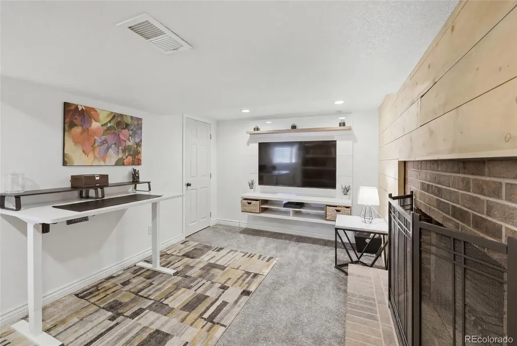 4752 S Field Street Littleton CO 80123