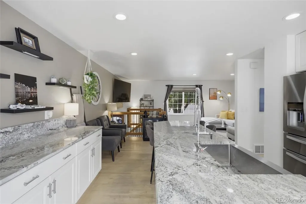 4752 S Field Street Littleton CO 80123