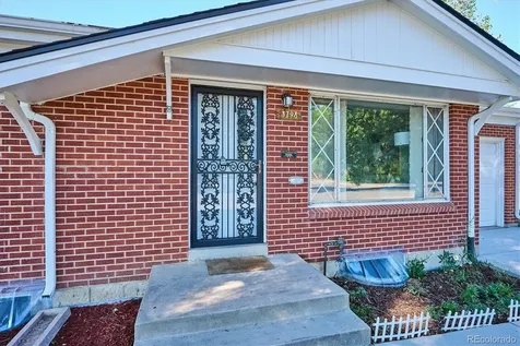 3798 W Chenango Avenue Littleton CO 80123