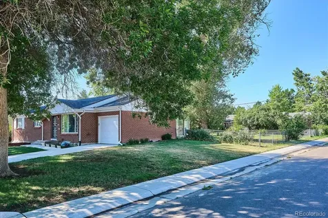 3798 W Chenango Avenue Littleton CO 80123