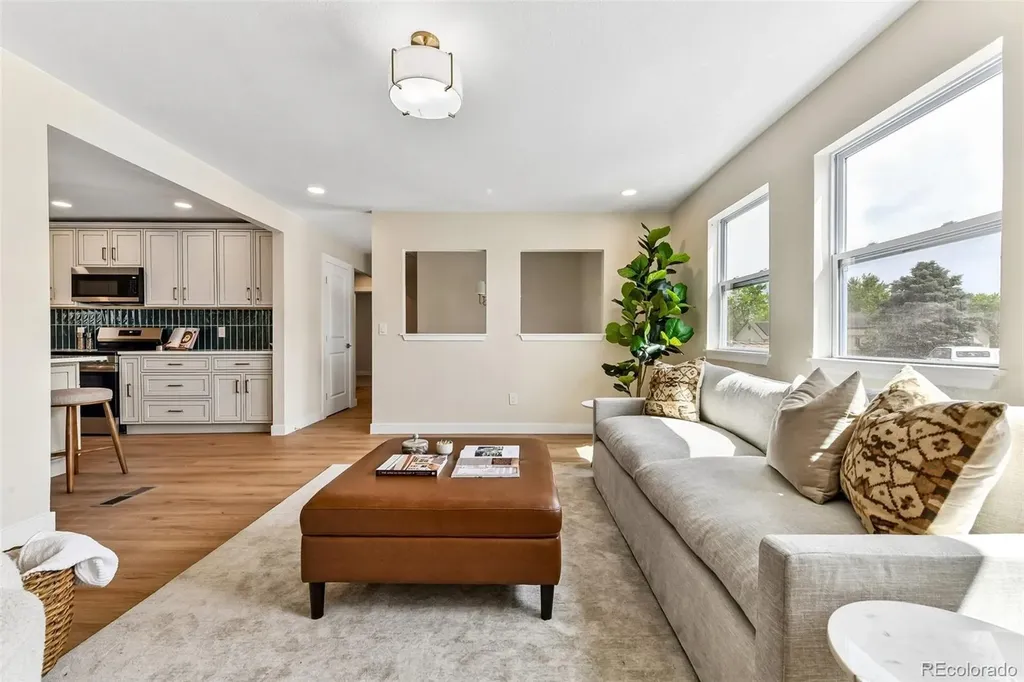 8903 S Balsam Street Littleton CO 80128