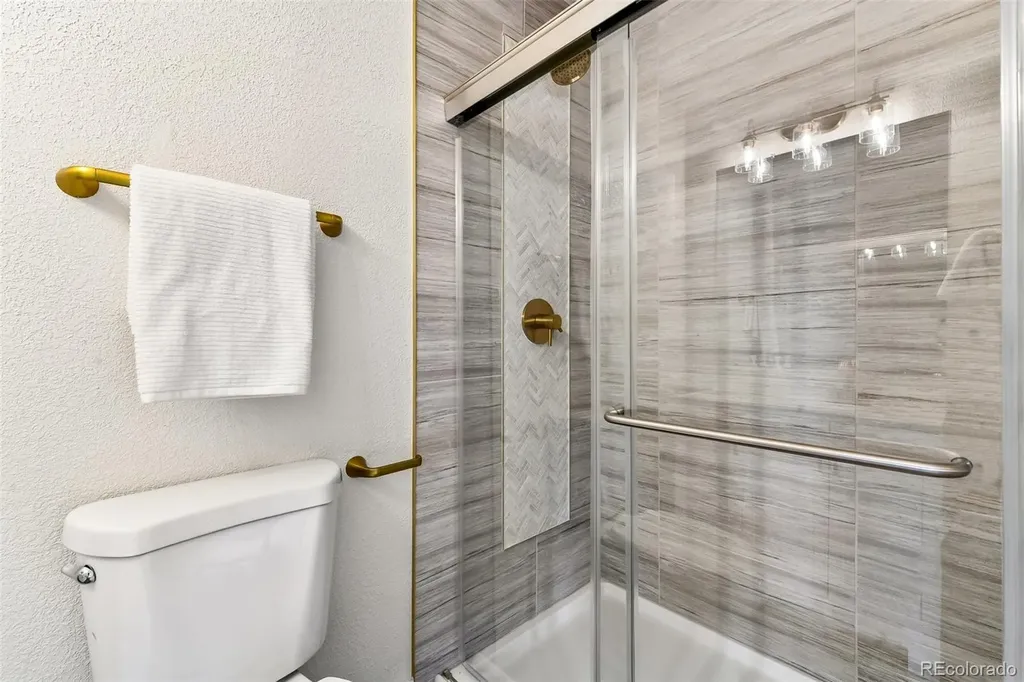 8903 S Balsam Street Littleton CO 80128
