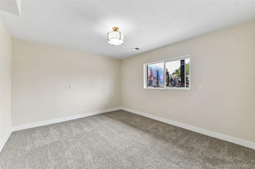 8903 S Balsam Street Littleton CO 80128