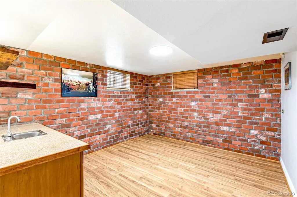 2120 Meade Street Denver CO 80211