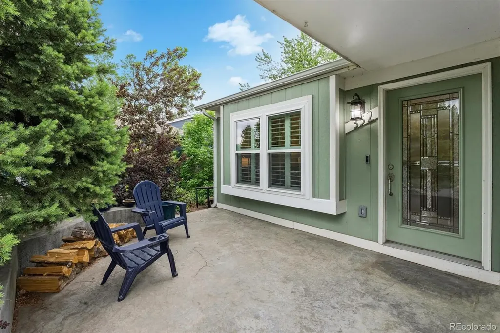 352 S Jefferson Avenue Louisville CO 80027