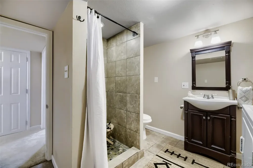 1665 S Columbine Street Denver CO 80210