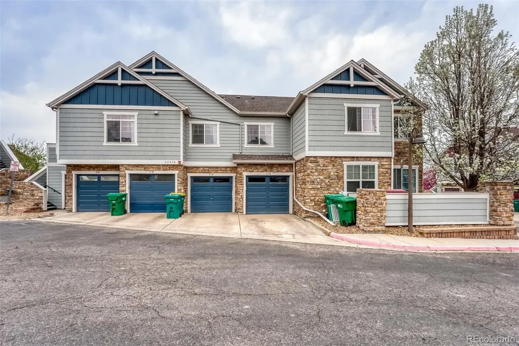 23510 E Alamo Place Aurora CO 80016