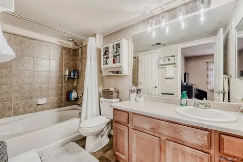 23510 E Alamo Place Aurora CO 80016