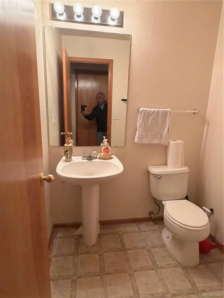 7924 S Kalispell Way Englewood CO 80112