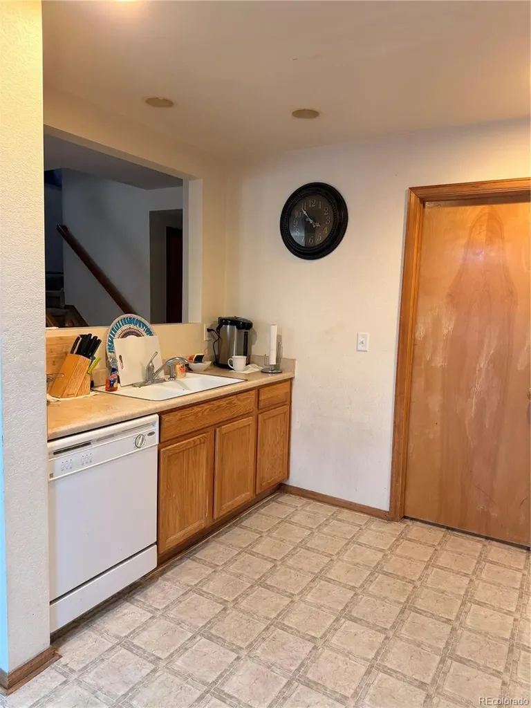 7924 S Kalispell Way Englewood CO 80112