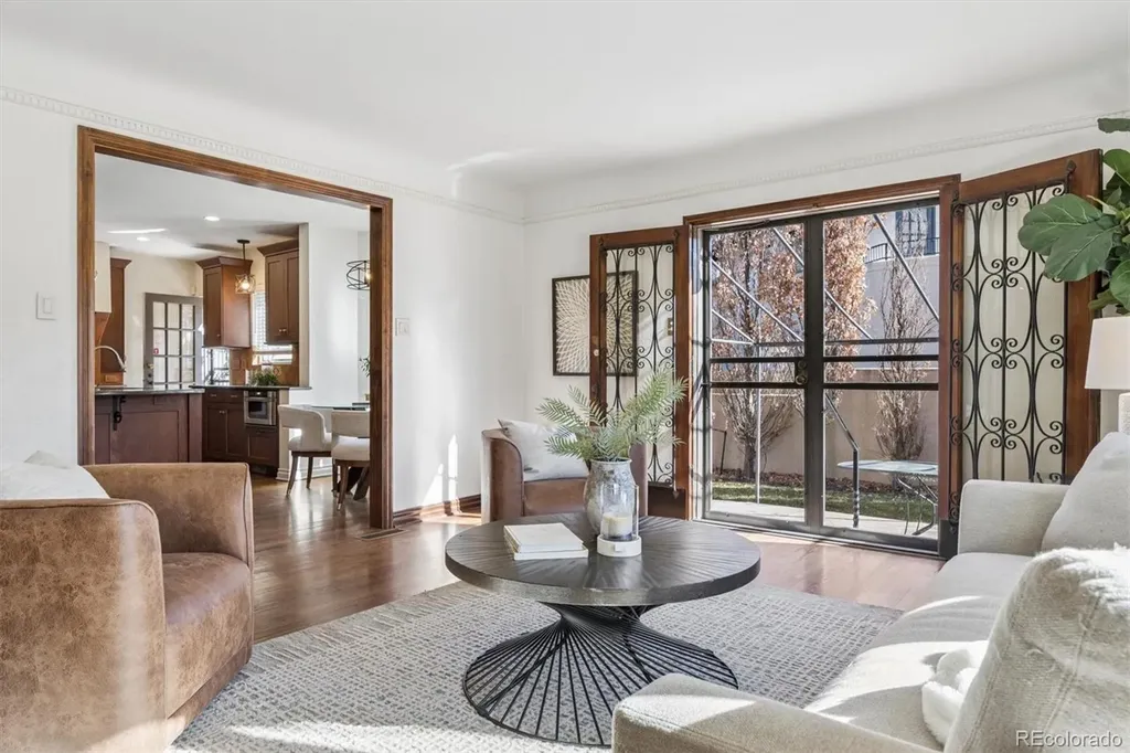6 Ivy Lane Denver CO 80220