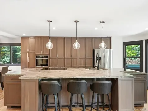8016 S Vine Way Centennial CO 80122