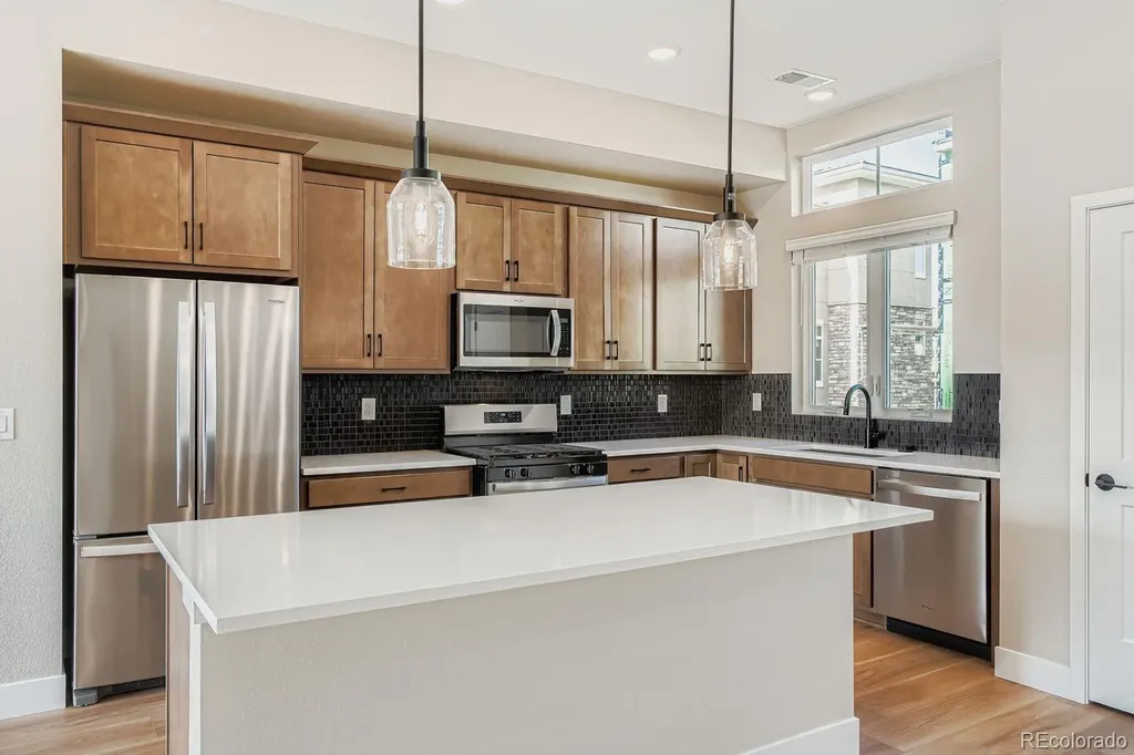 15563 W Washburn Circle Lakewood CO 80228
