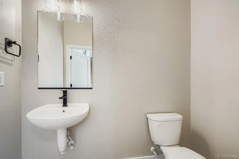 15563 W Washburn Circle Lakewood CO 80228