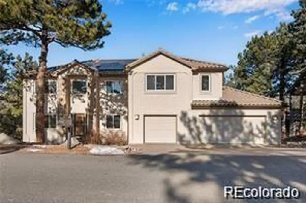 22141 Chippewa Lane Golden CO 80401