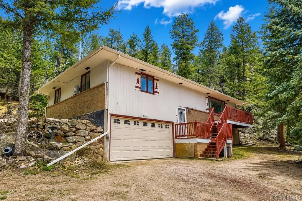 21005 State Highway 7 Lyons CO 80540