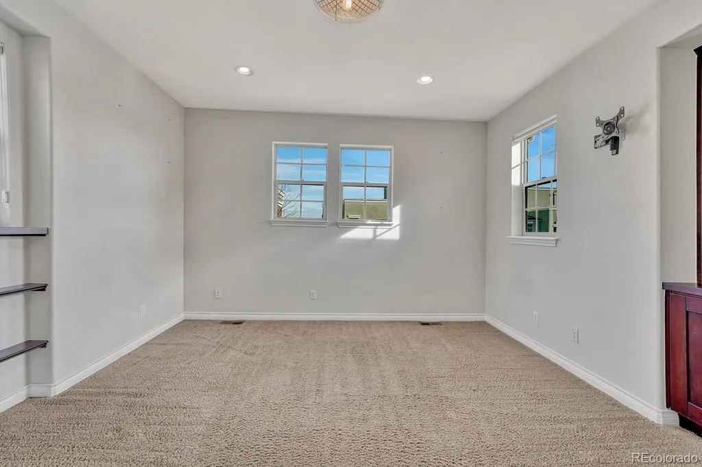 8873 E 29th Place Denver CO 80238