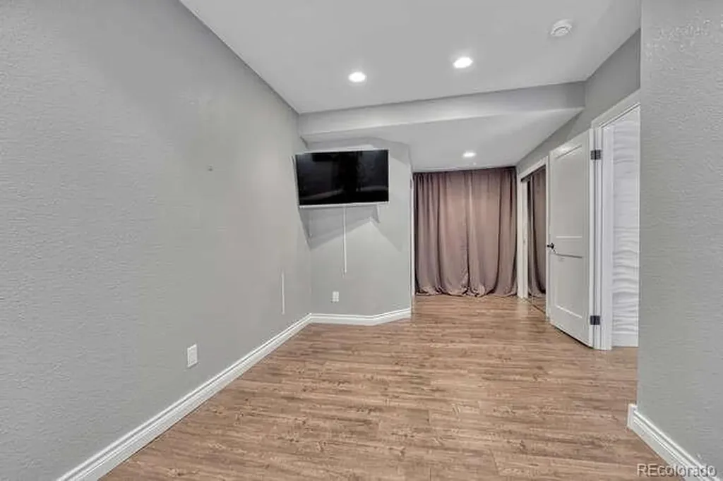 8873 E 29th Place Denver CO 80238