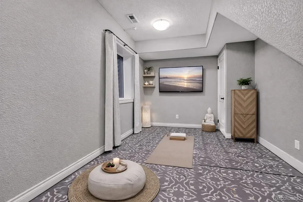 8873 E 29th Place Denver CO 80238