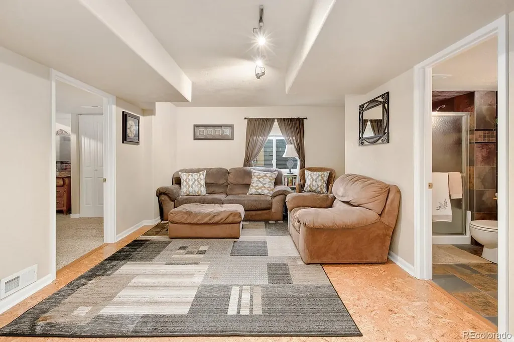 7592 Triangle Drive Fort Collins CO 80525