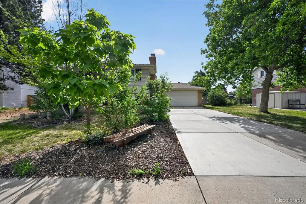 6258 S Madison Drive Centennial CO 80121