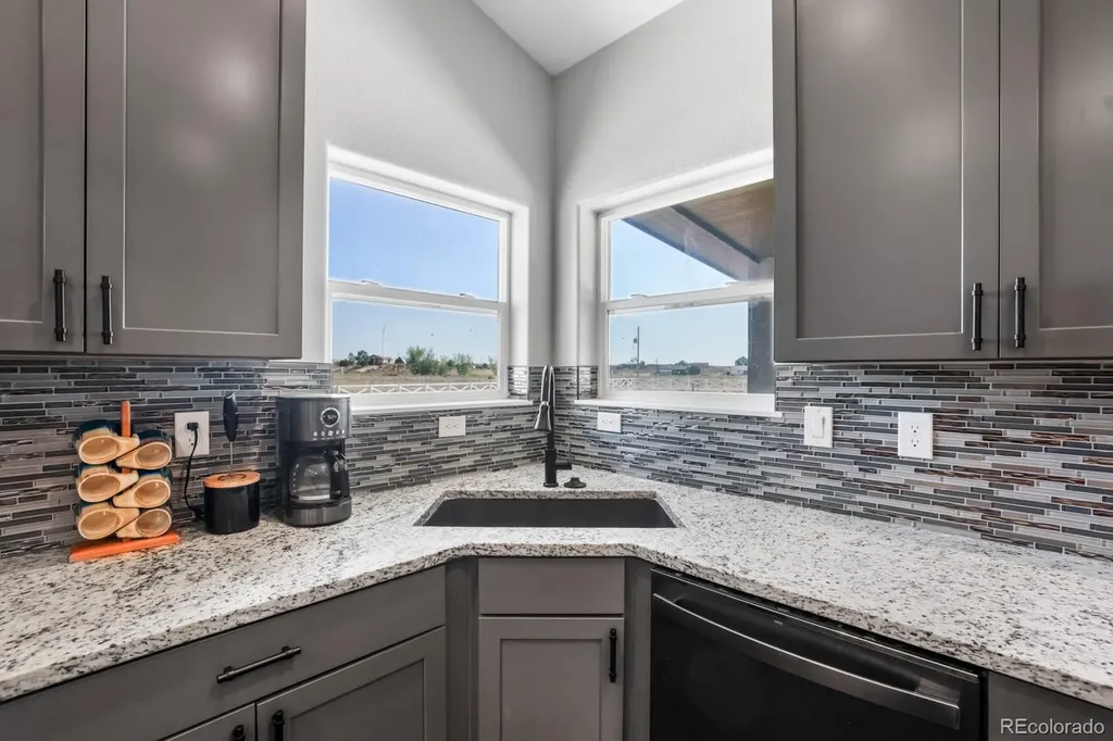 1180 N Saddle Ridge Lane Pueblo CO 81007