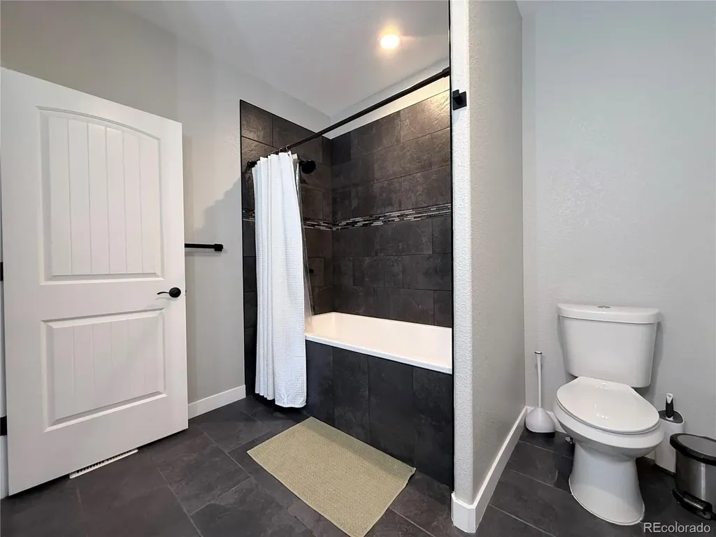 1180 N Saddle Ridge Lane Pueblo CO 81007