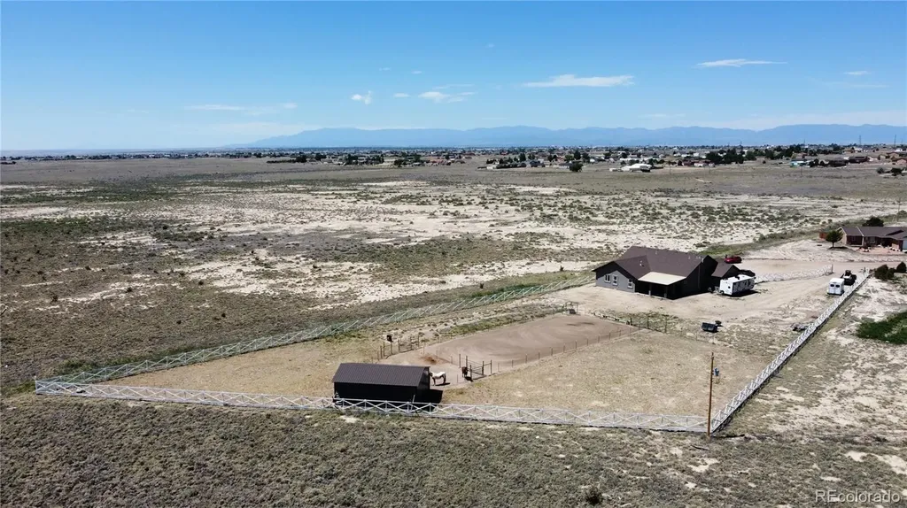1180 N Saddle Ridge Lane Pueblo CO 81007