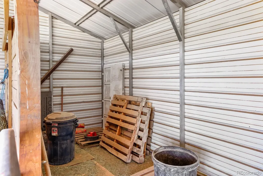1180 N Saddle Ridge Lane Pueblo CO 81007