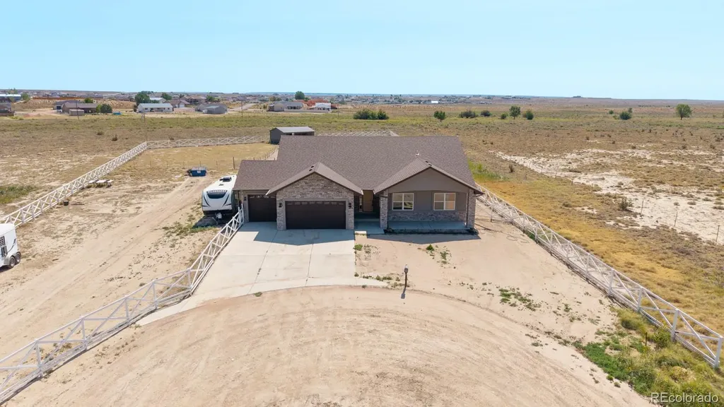 1180 N Saddle Ridge Lane Pueblo CO 81007