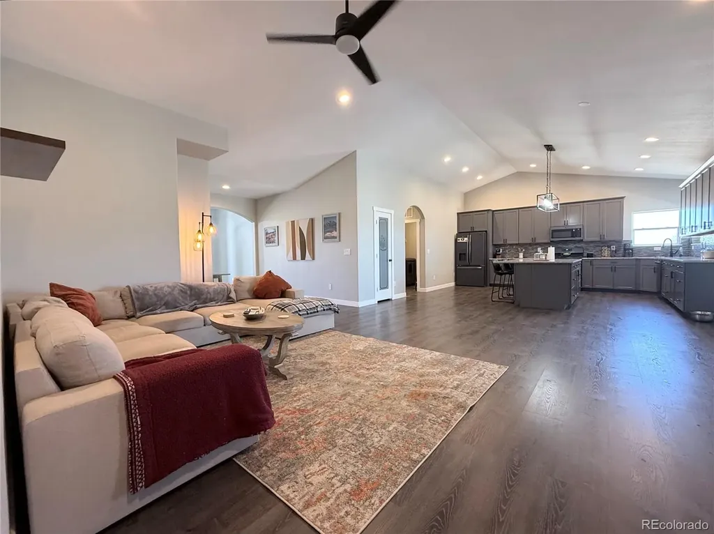 1180 N Saddle Ridge Lane Pueblo CO 81007
