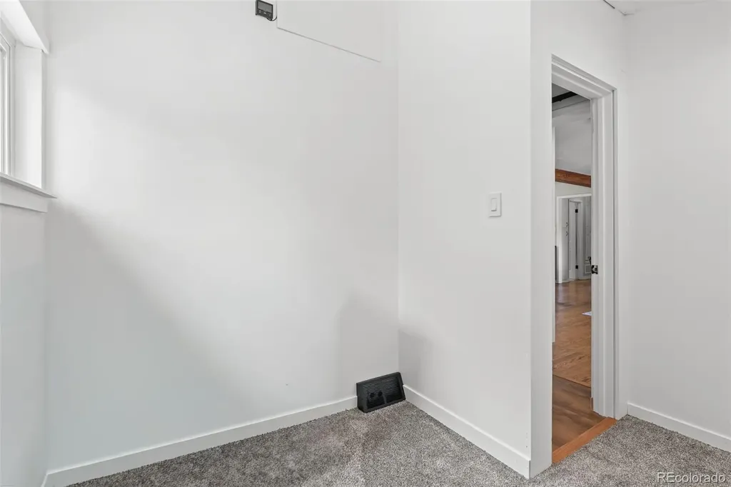 2615 S Newton Street Denver CO 80219