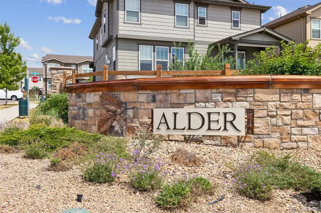 4373 S Nepal Court Aurora CO 80015