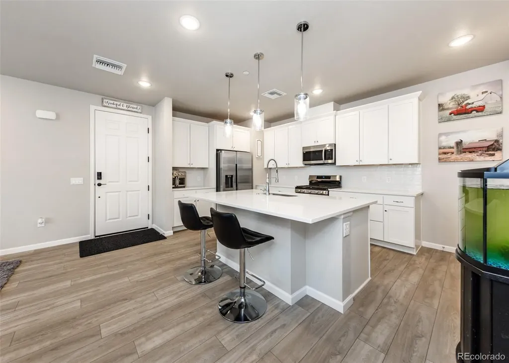 6153 N Ceylon Street Denver CO 80249