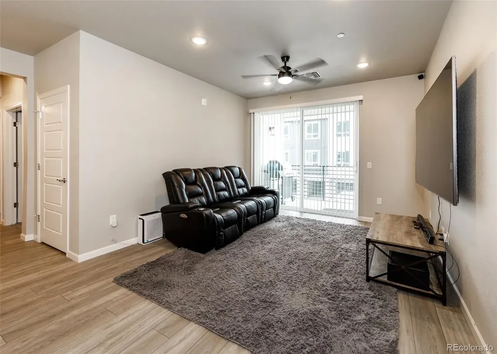 6153 N Ceylon Street Denver CO 80249